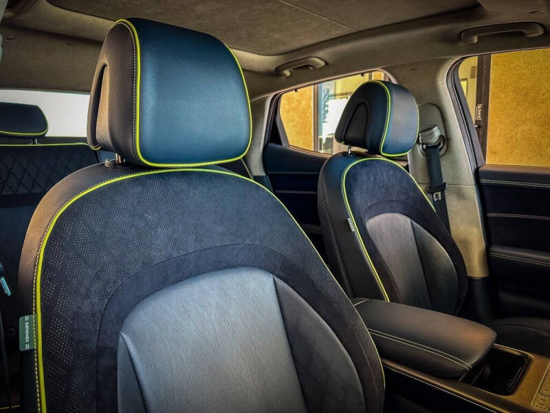 2023 Genesis GV60 Performance