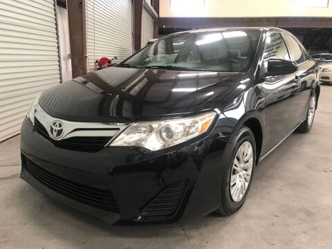 2014 Toyota Camry for sale at Auto Selection Inc. in Houston TX