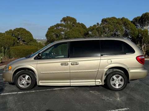 2005 Dodge Grand Caravan SXT