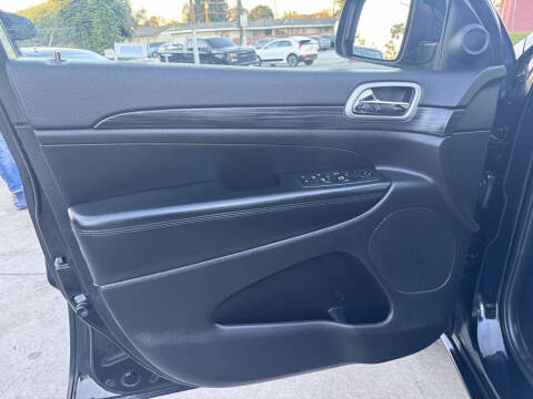 2019 Jeep Grand Cherokee Altitude