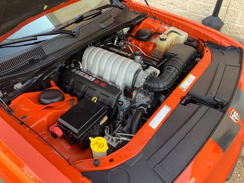 2008 Dodge Challenger SRT8