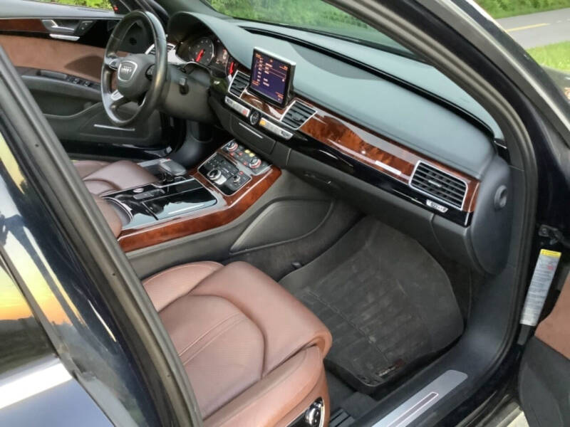 2013 Audi A8 Base photo 42