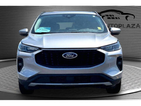 2024 Ford Escape Platinum