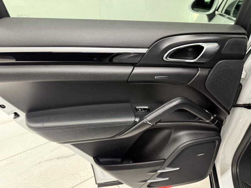 2015 Porsche Cayenne S