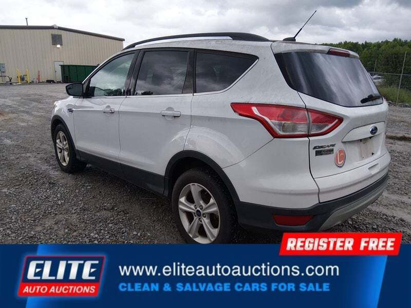 2016 Ford Escape SE