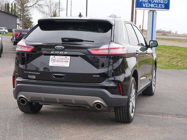 2023 Ford Edge Titanium