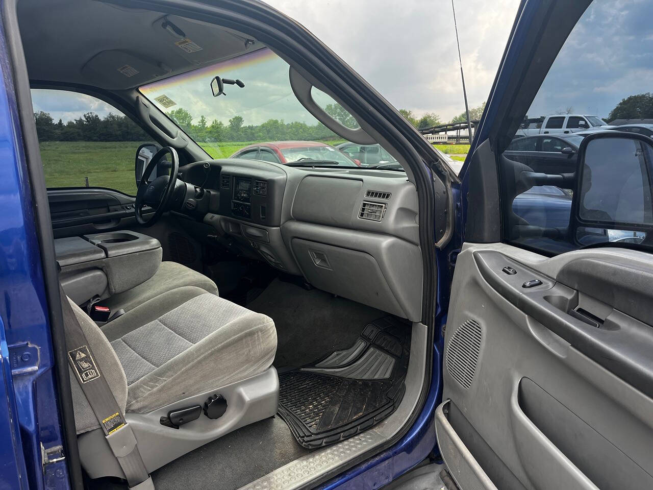 2003 Ford F-350 Super Duty for sale at Quartz Auto Sales in Indianapolis, IN