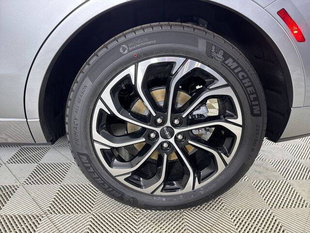 2025 Lincoln Nautilus Reserve