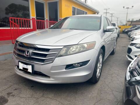 2012 Honda Crosstour for sale at Crown Auto Inc in South Gate CA