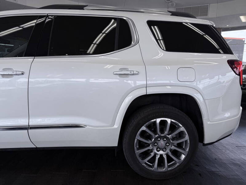 2022 GMC Acadia Denali