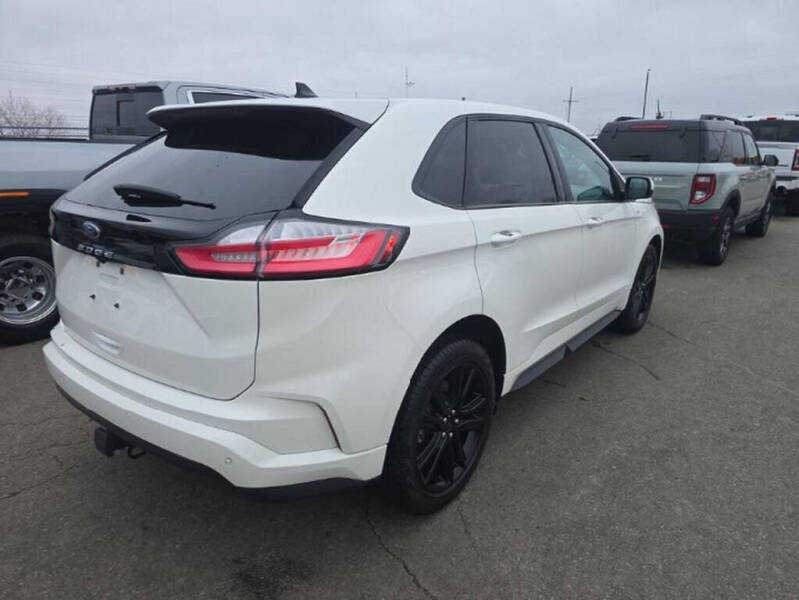 2022 Ford Edge ST-Line