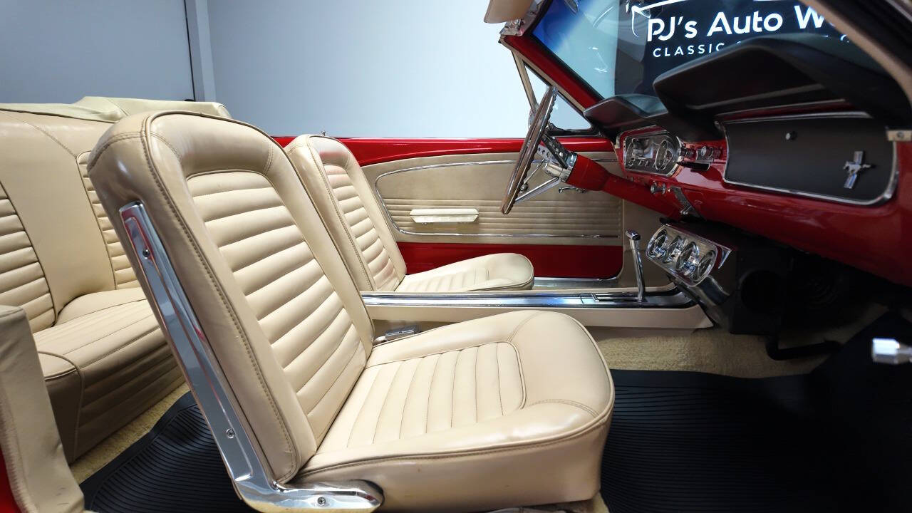 1965 Ford Mustang 57