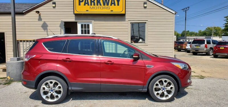 2013 Ford Escape for sale at Parkway Motors in Springfield IL