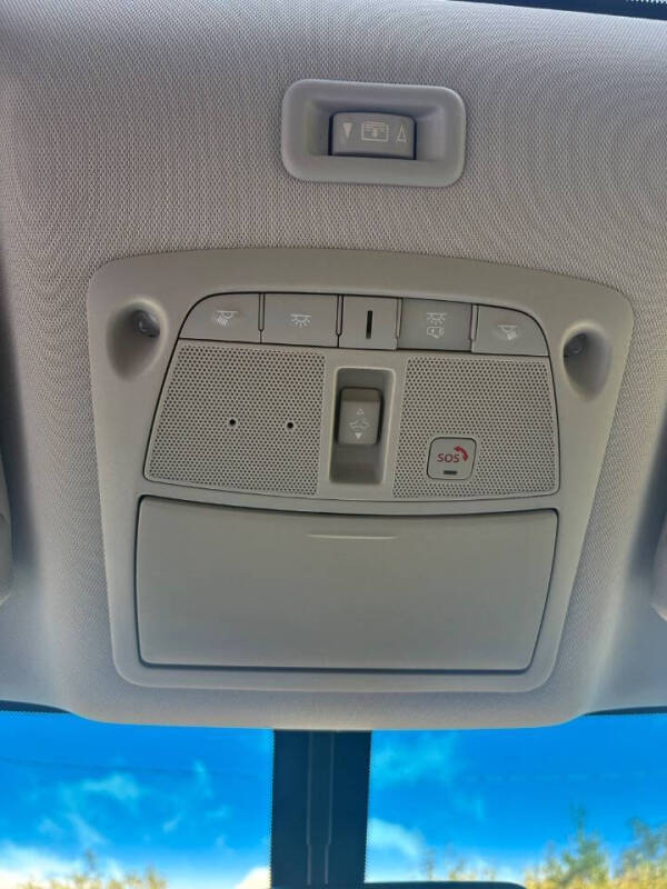 2017 Nissan Pathfinder Platinum