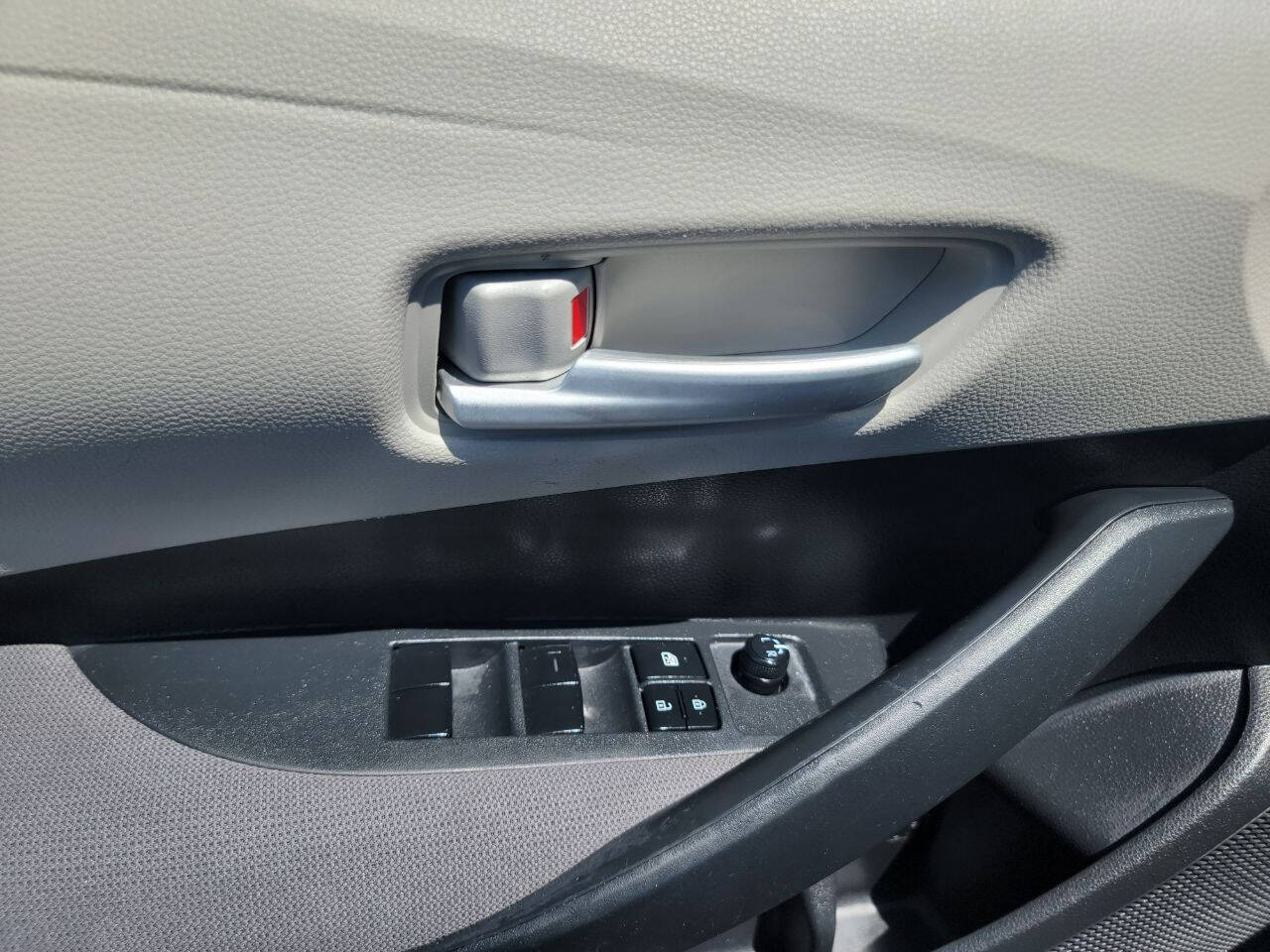 2020 Toyota Corolla  - $18,900