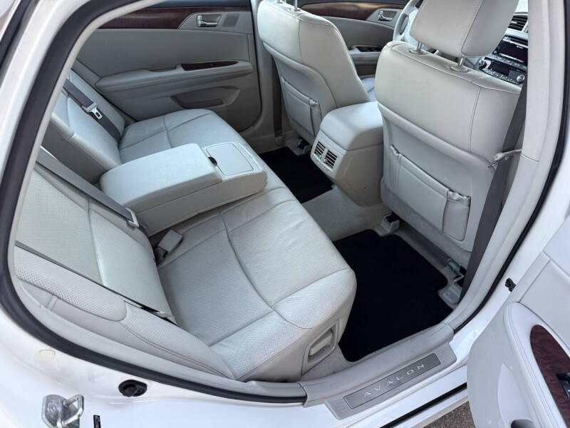 2011 Toyota Avalon Limited