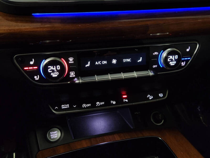 2022 Audi Q5 quattro S line Prestige 45 TFSI