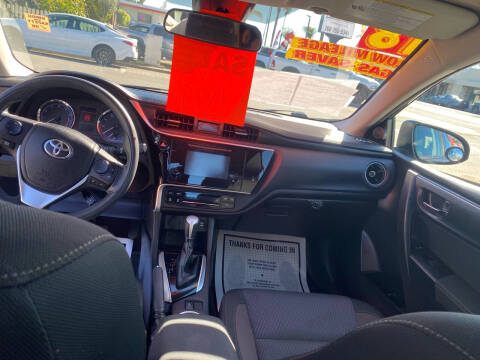 2018 Toyota Corolla LE