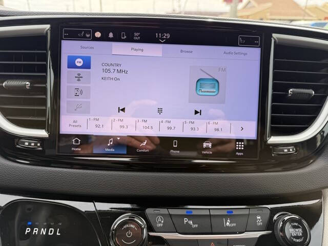 2024 Chrysler Pacifica Touring L