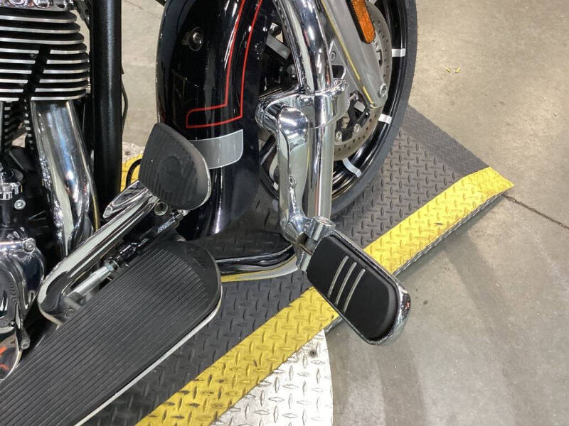 2018 Indian Motorcycle® Chieftain® Limited ABS Th