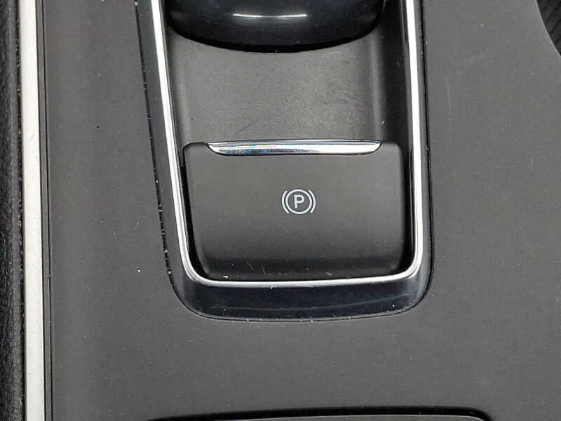 2023 Ford Edge SE
