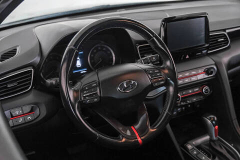 2021 Hyundai Veloster 2.0L Premium