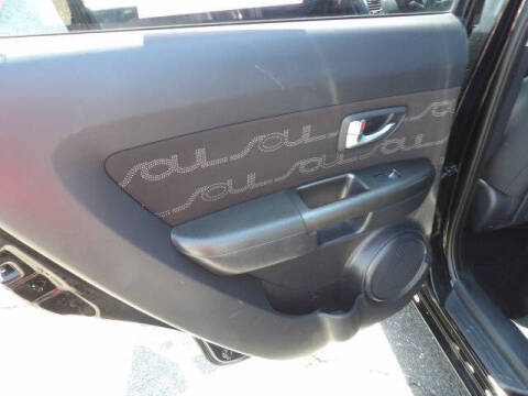 2012 Kia Soul +