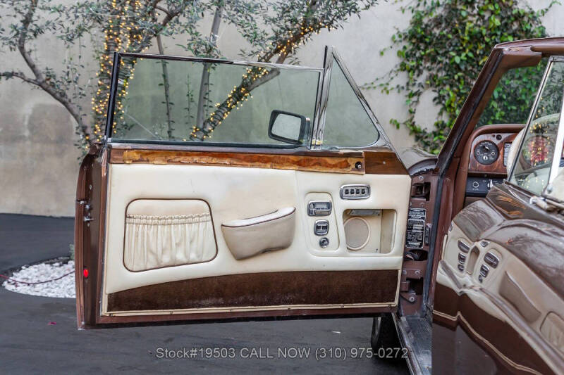 1976 Rolls-Royce Corniche