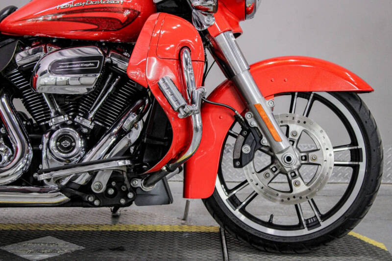 2017 Harley-Davidson Street Glide Special