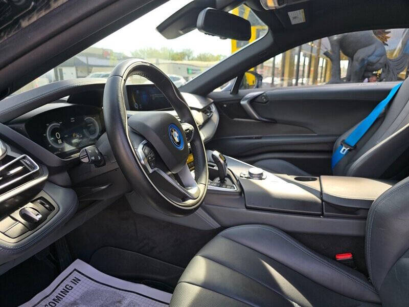 2016 BMW i8