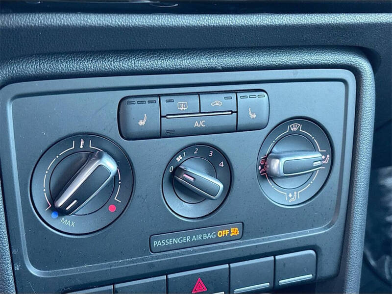 2018 Volkswagen Beetle 2.0T S