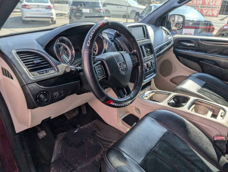 2017 Dodge Grand Caravan SXT