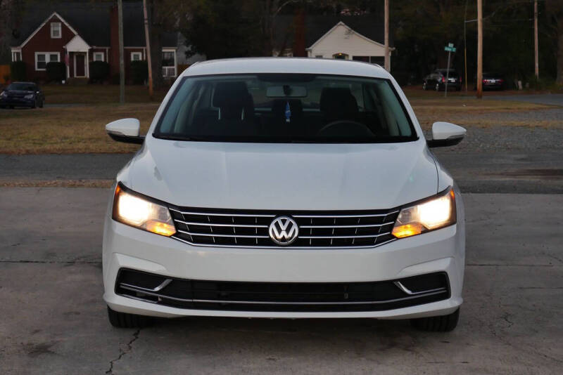 2018 Volkswagen Passat 2.0T S