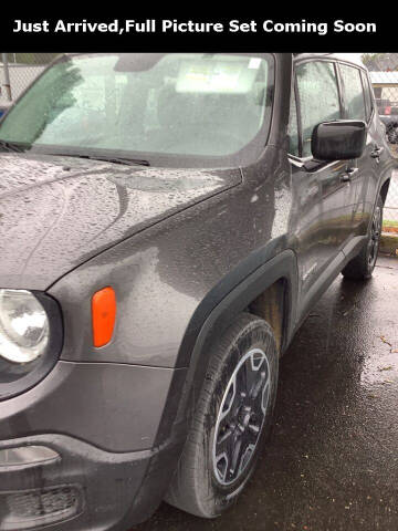 2016 Jeep Renegade for sale at Royal Moore Custom Finance in Hillsboro OR