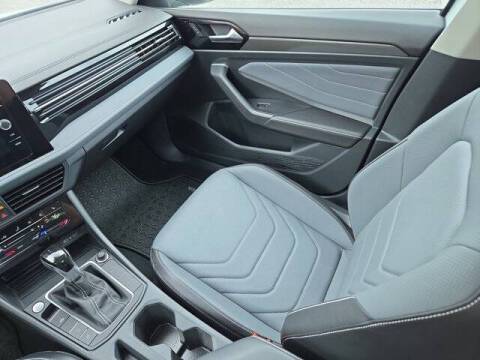 2025 Volkswagen Jetta SEL