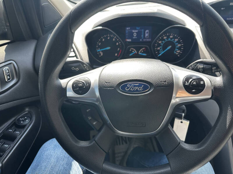 2015 Ford Escape SE