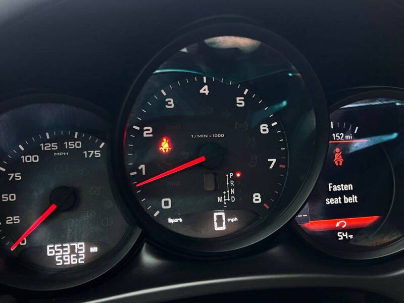 2021 Porsche Macan GTS