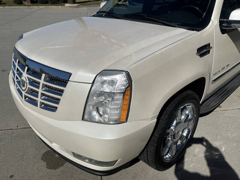 2010 Cadillac Escalade ESV Luxury