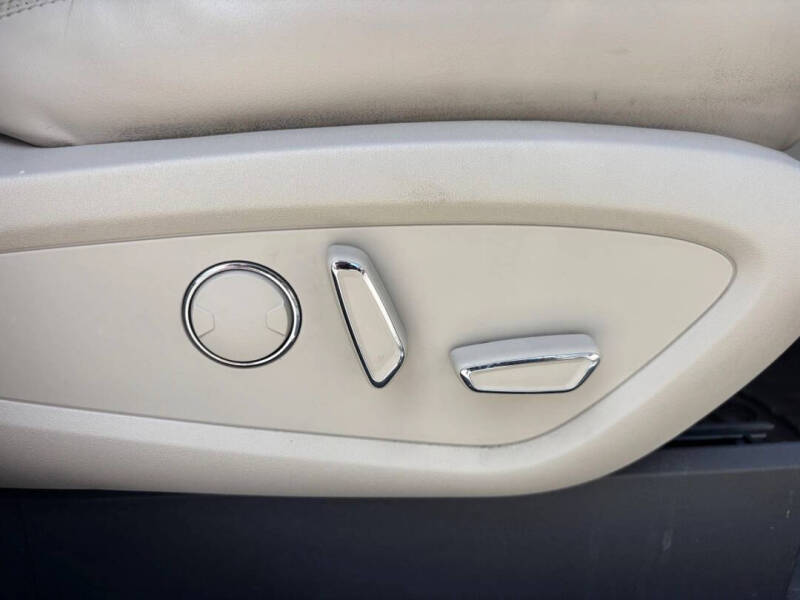 2016 Lincoln MKX Select