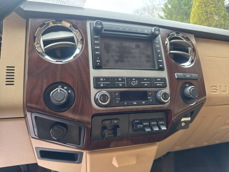 2012 Ford F-450 Super Duty Lariat