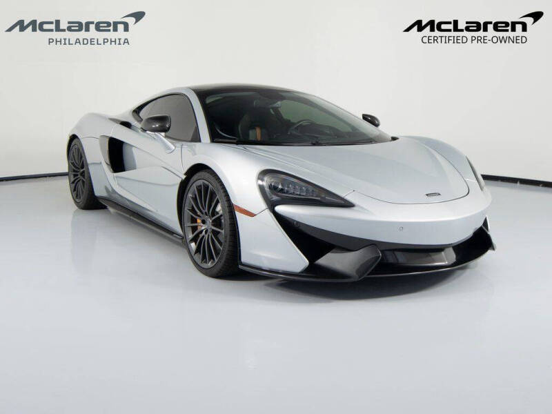 2017 McLaren 570GT