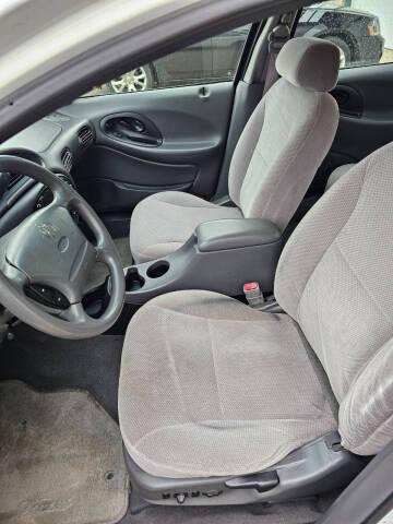 1999 Ford Taurus SE
