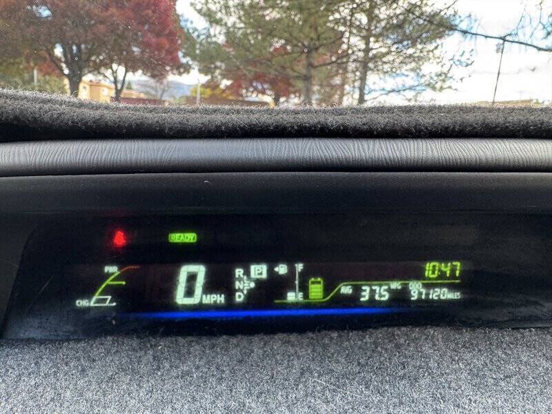 2012 Toyota Prius v Two