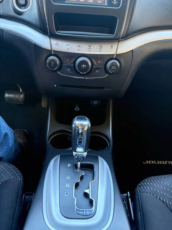 2017 Dodge Journey SE