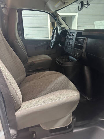2018 Chevrolet Express 2500