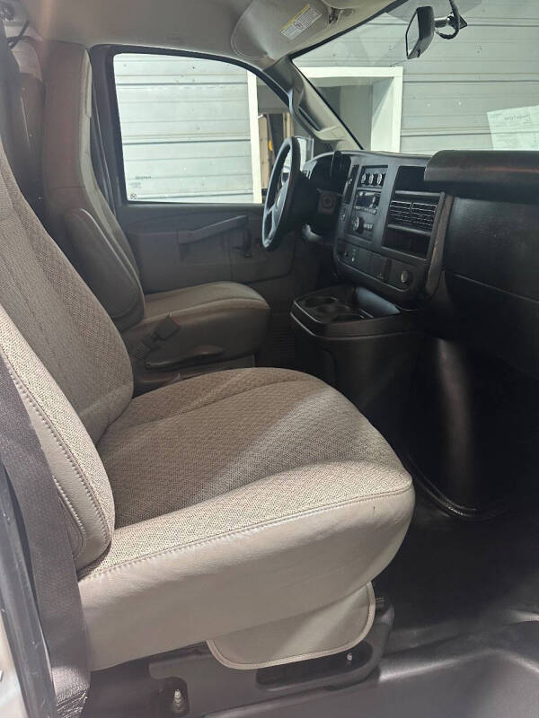 2018 Chevrolet Express 2500