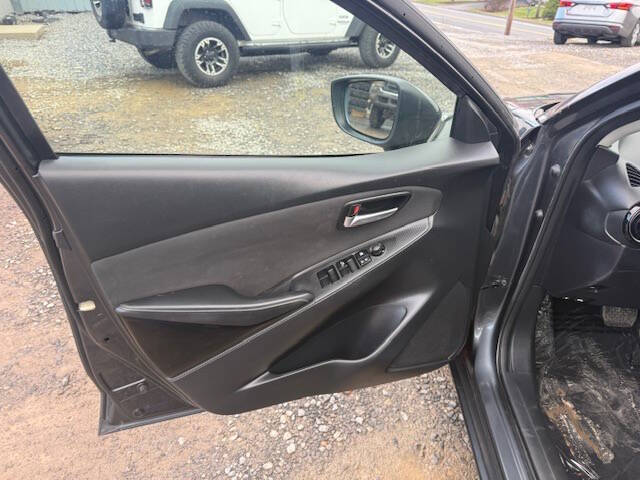 2017 Toyota Yaris iA