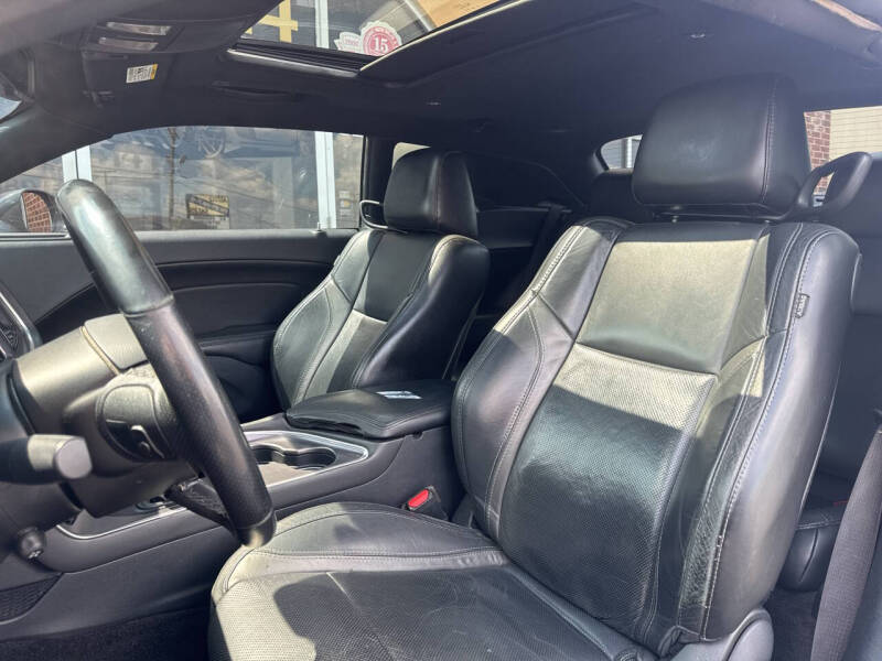 2018 Dodge Challenger SXT Plus