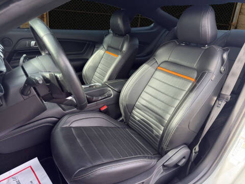 2022 Ford Mustang Mach 1