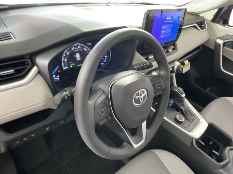 2024 Toyota RAV4 Hybrid XLE Premium